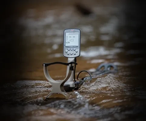 Bartın Minelab X-Terra Elite - Su geçirmez gövde